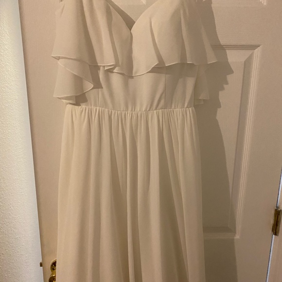 Jennilee Wedding Dress - Picture 6 of 7